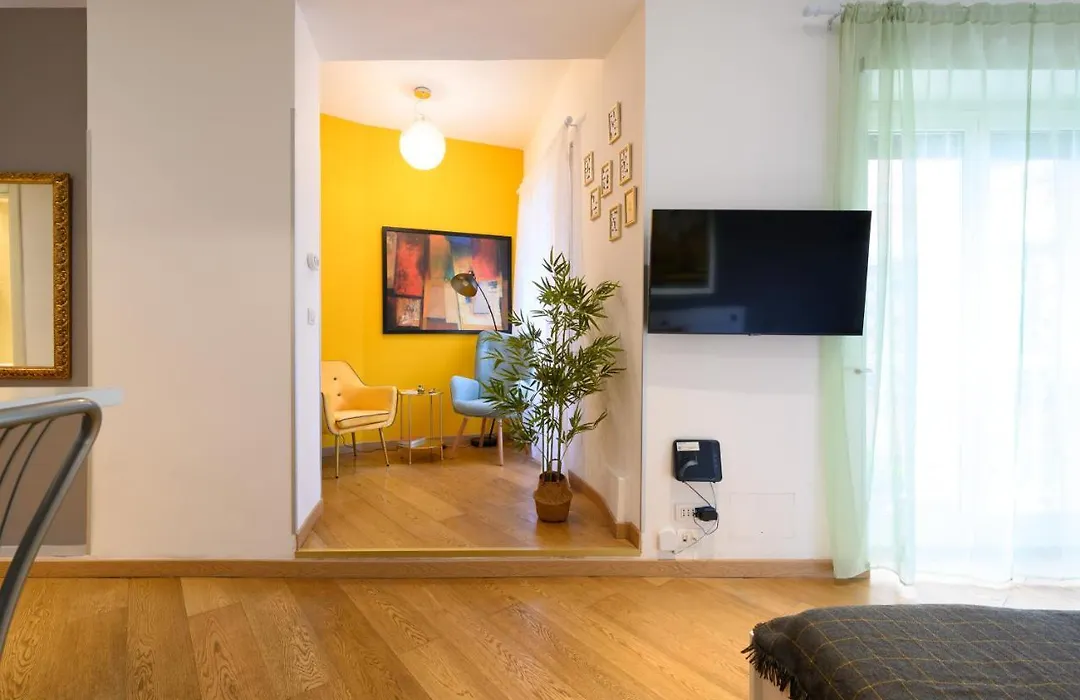 Studio via Nicola Fabrizi-1